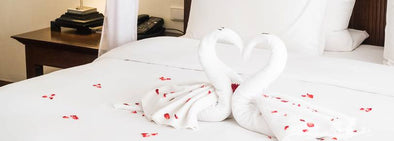 9 Stylish Ways to Fold Your Hotel Towels